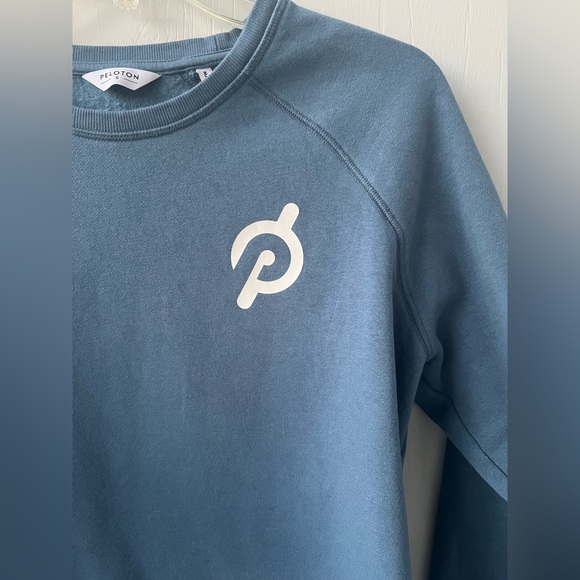 Peloton Crewneck Sweatshirt (size S) - Picture 2 of 8